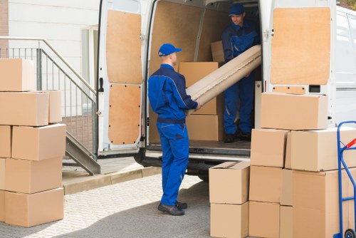 Business storage units in Hatchend for organised company assets