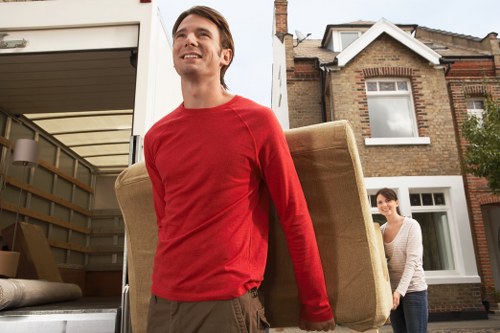 Hatchend self storage helping with household and business space needs