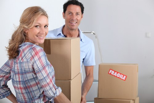 Business storage and office relocation support in Hatchend